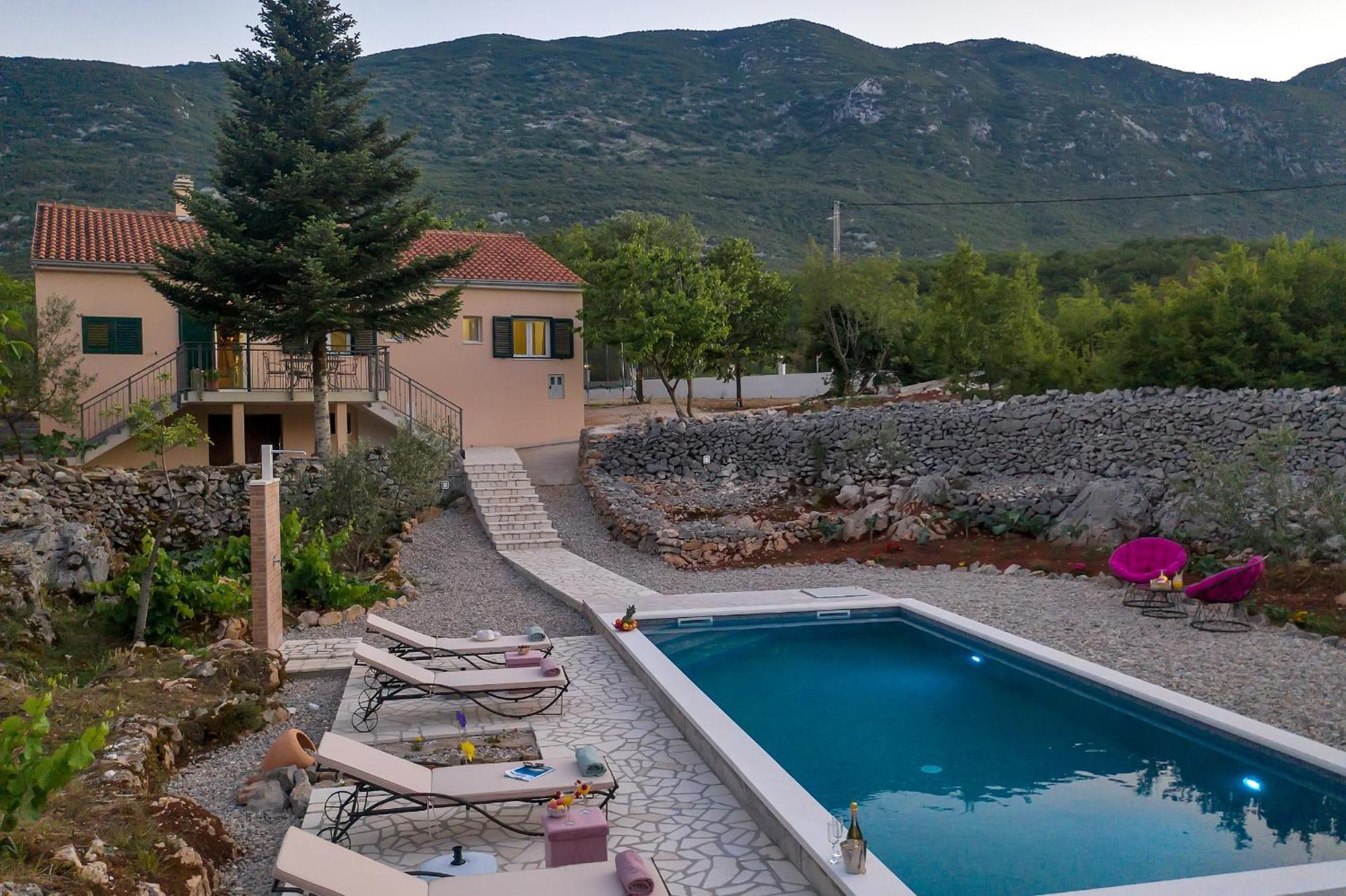 Holiday Home Danica Ozici エクステリア 写真
